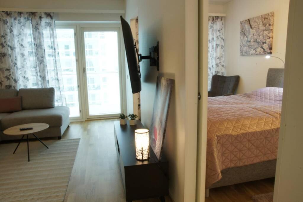 Keskustan Kaksio 45 M2 Autopaikalla, Rautatienkatu 19, 9 Krs Apartment Oulu Bagian luar foto